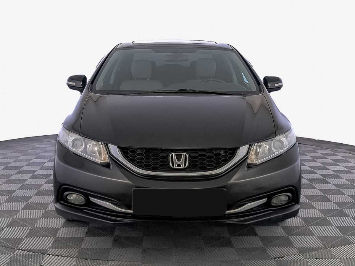 Honda Civic 2013 года с пробегом. Фото: #1