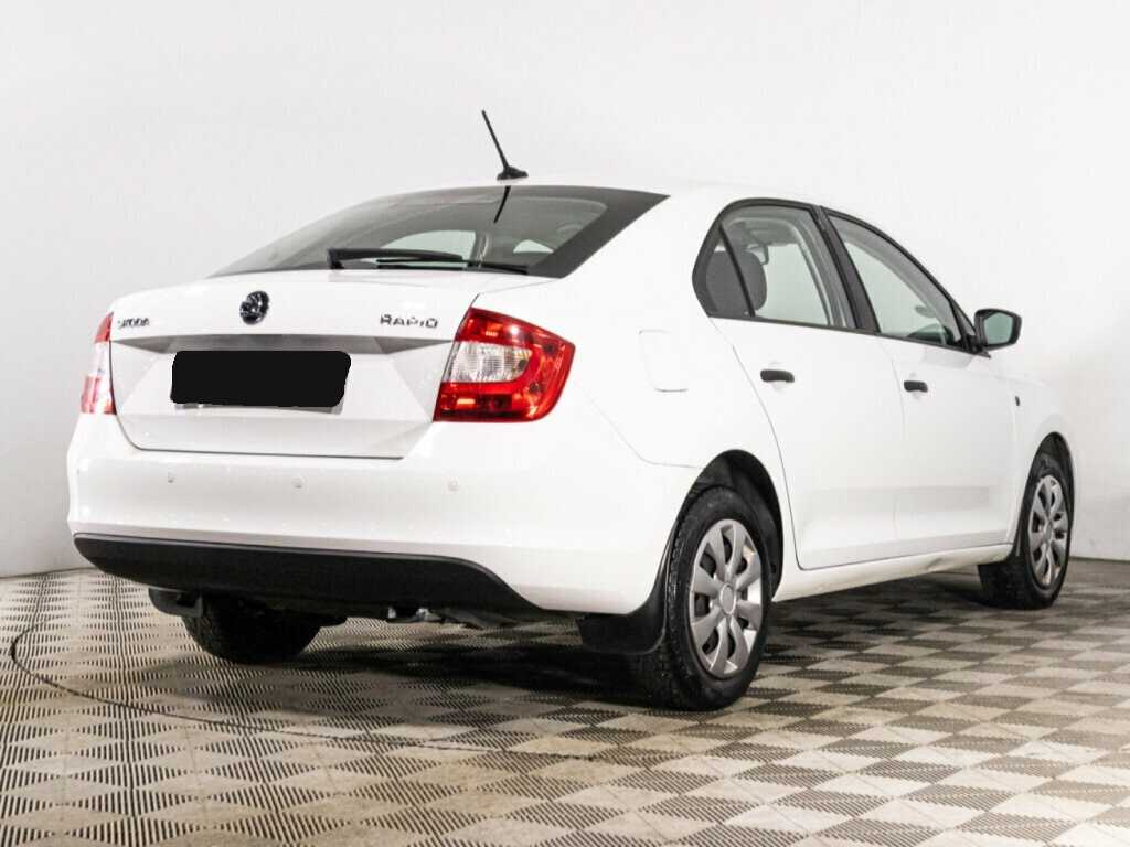 Skoda Rapid 2017 года с пробегом. Фото: #4