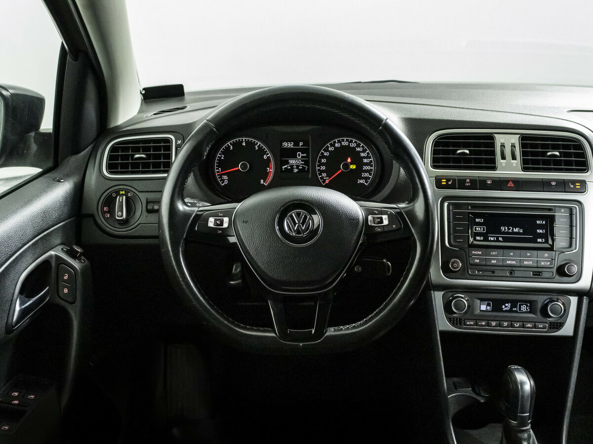 Volkswagen Polo 2018 года с пробегом. Фото: #8