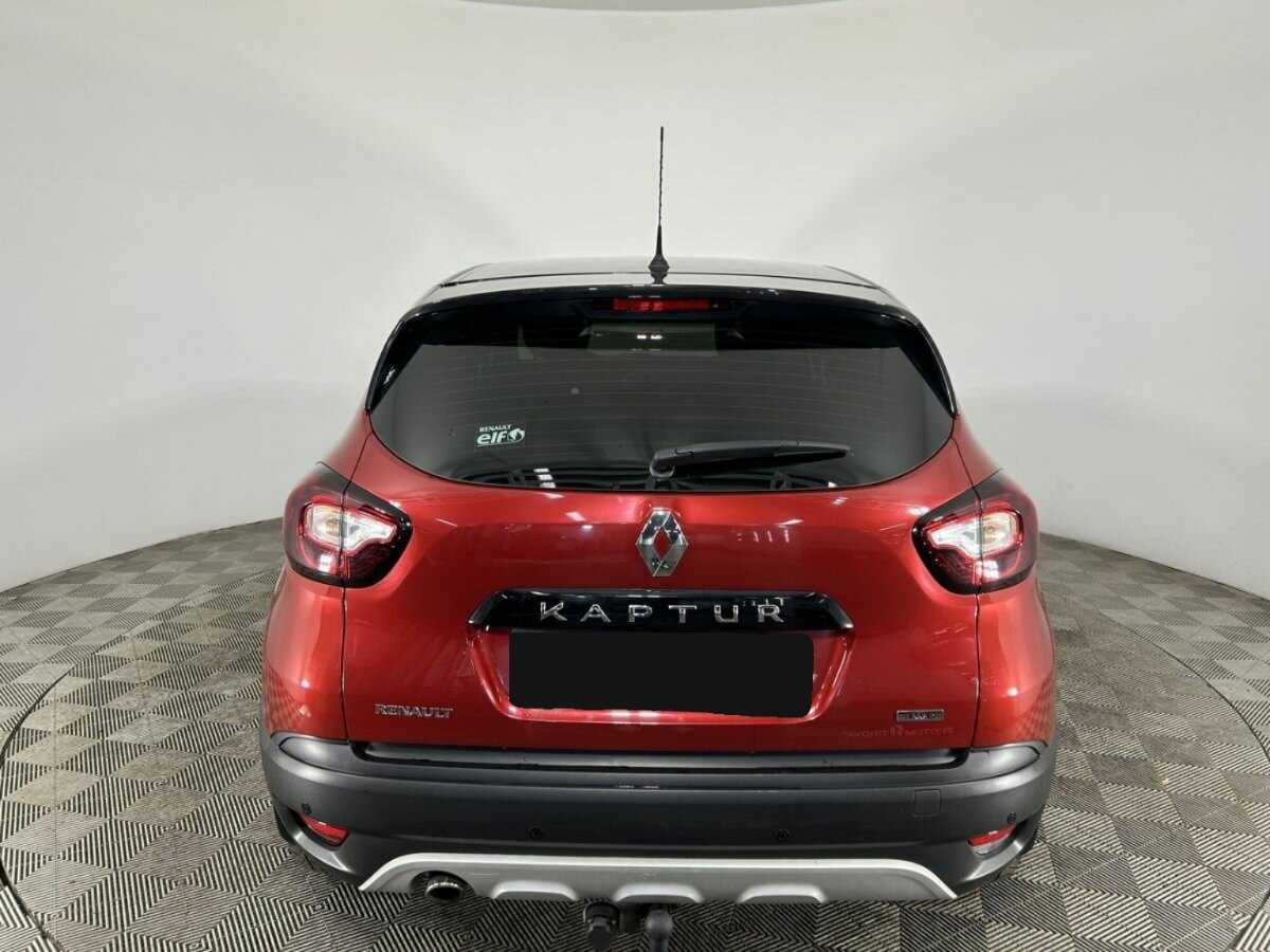 Renault Kaptur 2018 года с пробегом. Фото: #2