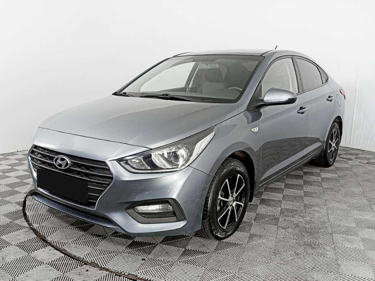 Hyundai Solaris 2017 года с пробегом. Посмотреть фото