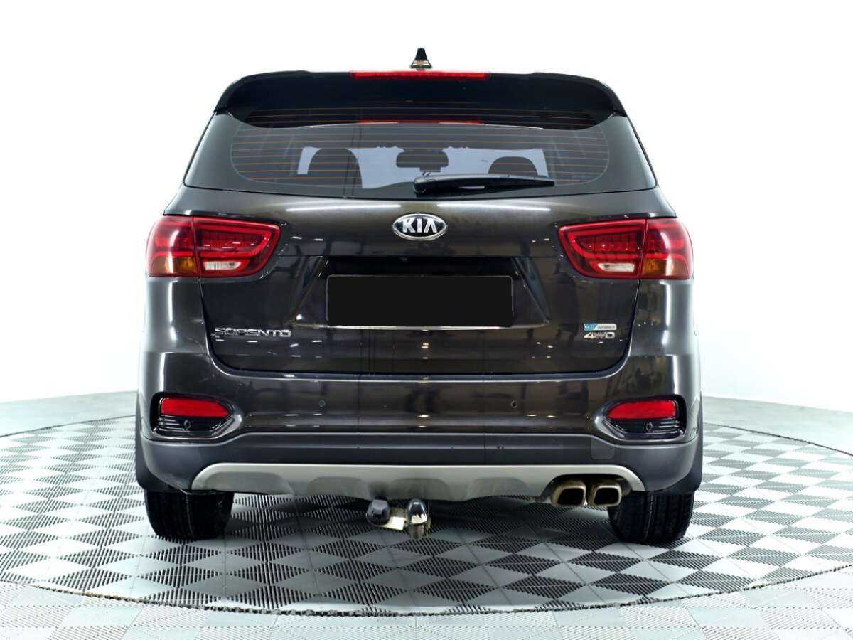 Kia Sorento 2018 года с пробегом. Фото: #5