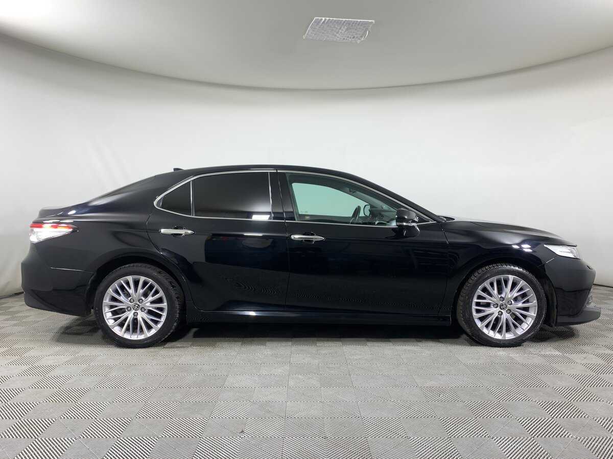 Toyota Camry 2020 года с пробегом. Фото: #3