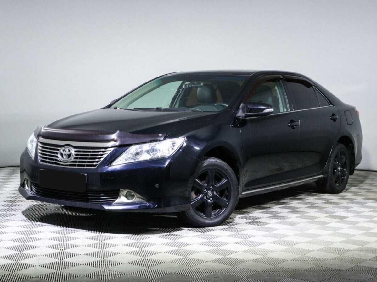 Toyota Camry 2013 года с пробегом. Фото: #0