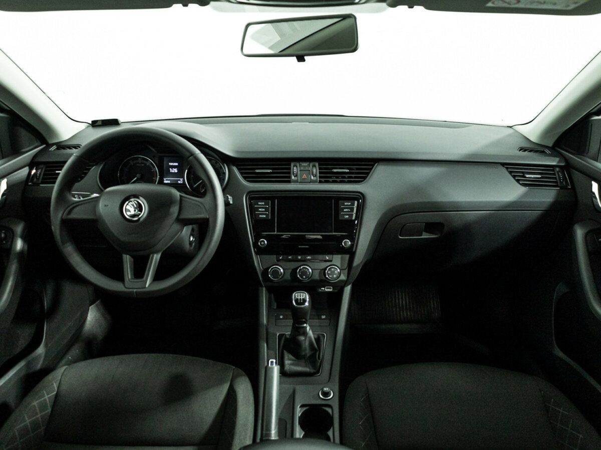 Skoda Octavia 2018 года с пробегом. Фото: #10