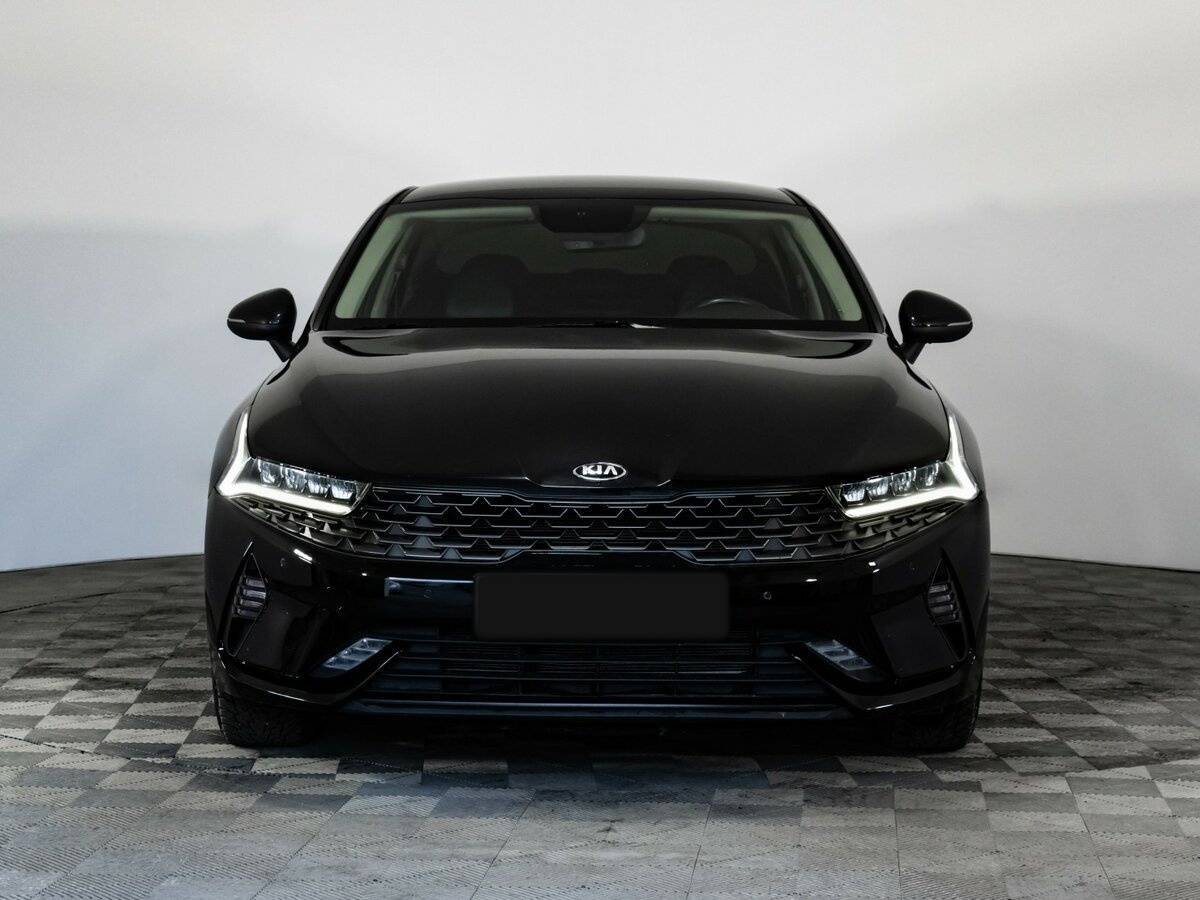 Kia K5 2020 года с пробегом. Фото: #1