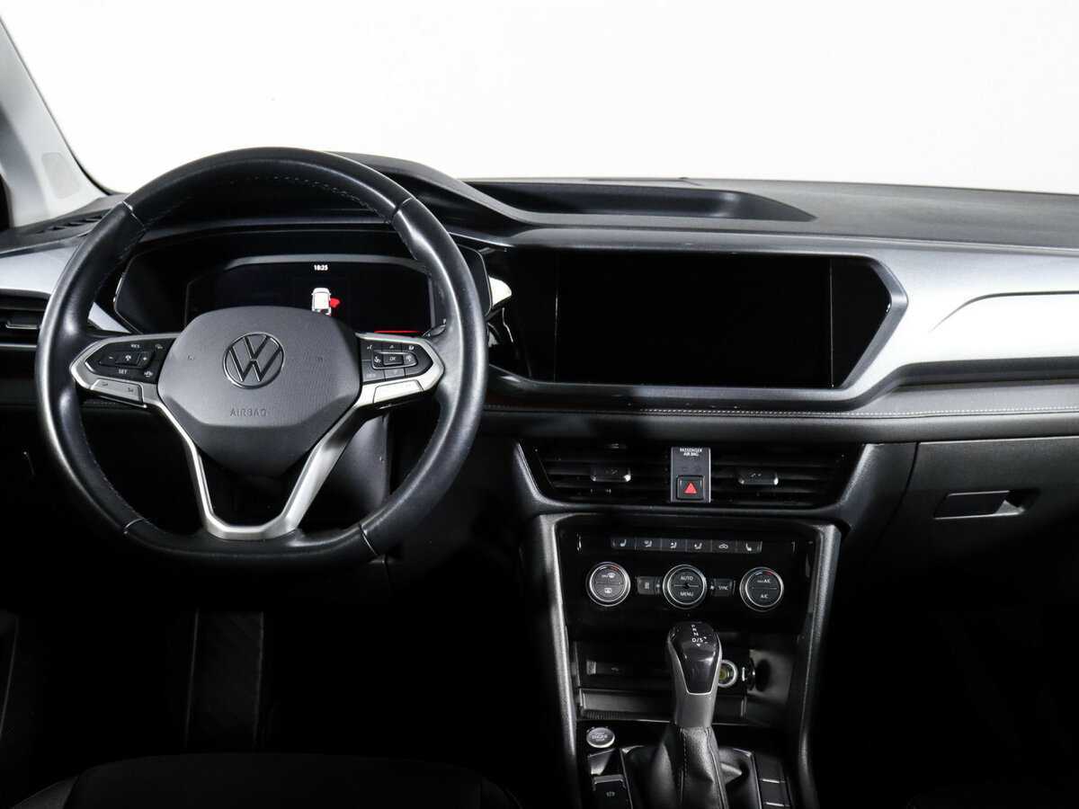 Volkswagen Taos 2021 года с пробегом. Фото: #8