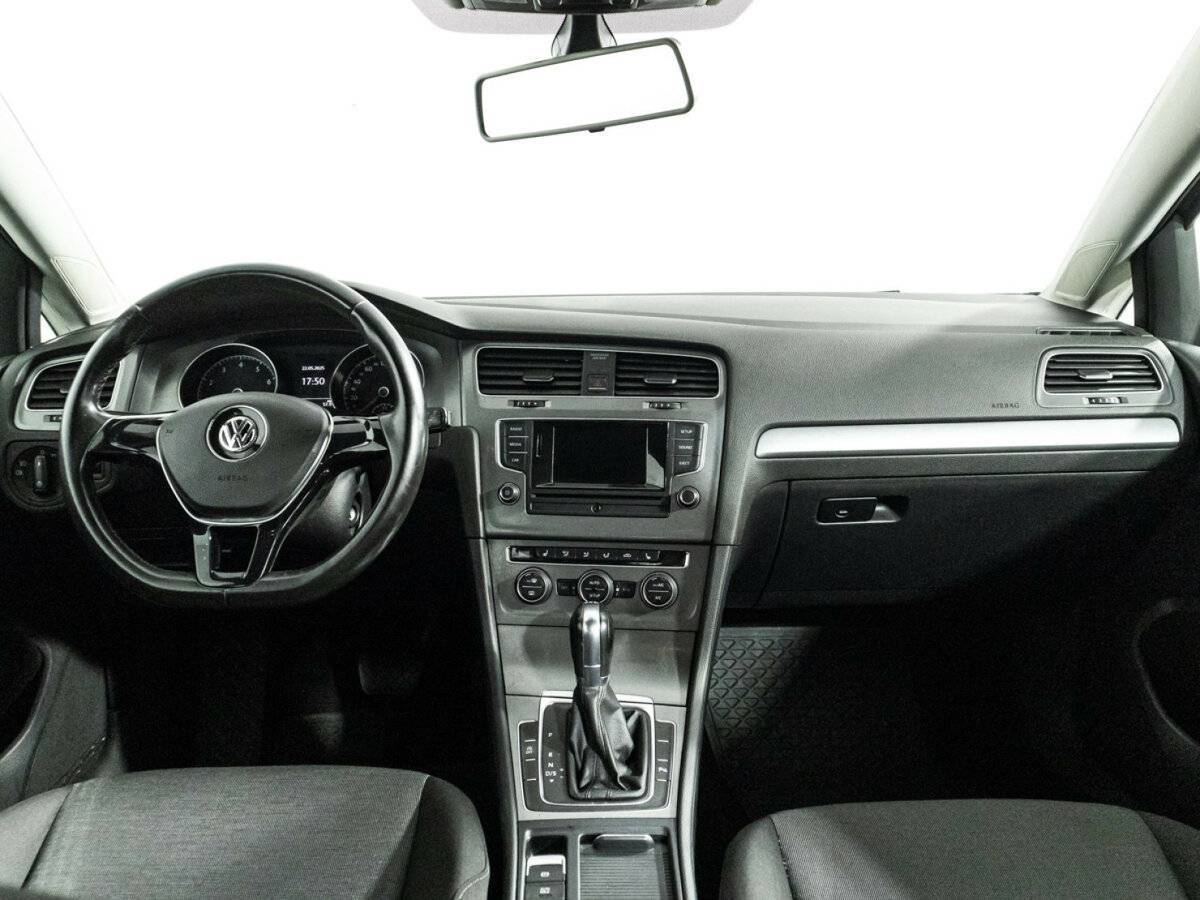 Volkswagen Golf 2013 года с пробегом. Фото: #12