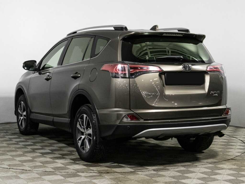 Toyota RAV4 2015 года с пробегом. Фото: #6