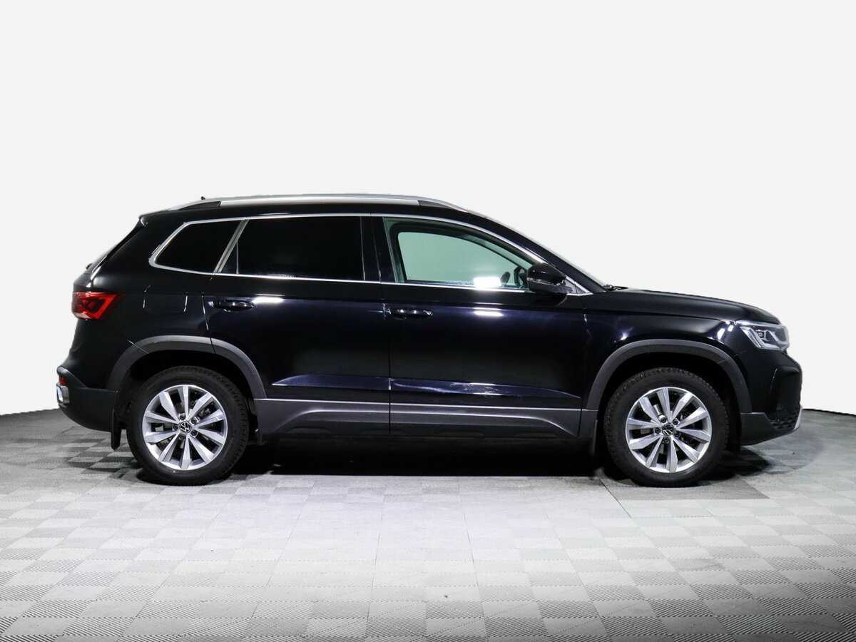 Volkswagen Taos 2021 года с пробегом. Фото: #3
