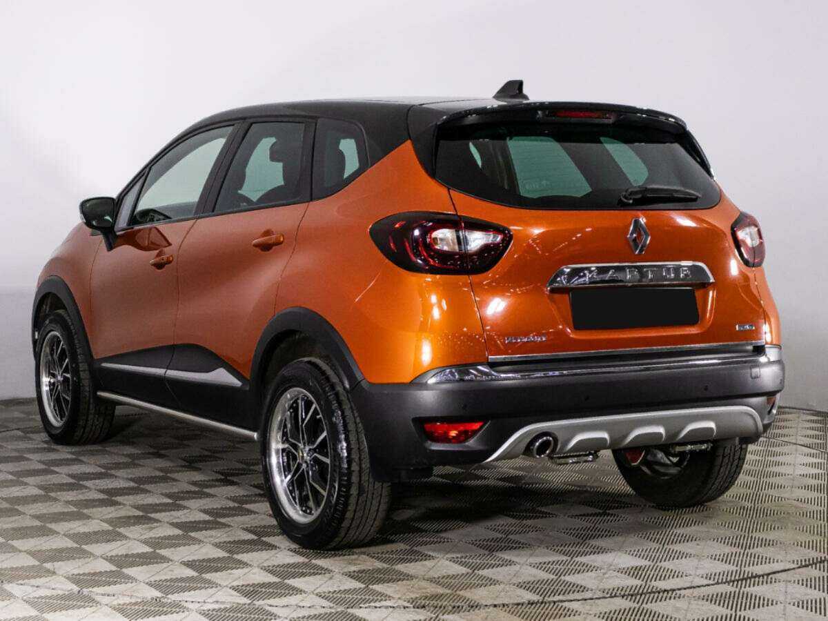 Renault Kaptur 2016 года с пробегом. Фото: #6