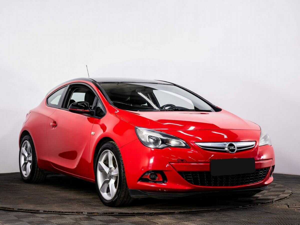 Opel Astra 2012 года с пробегом. Фото: #2