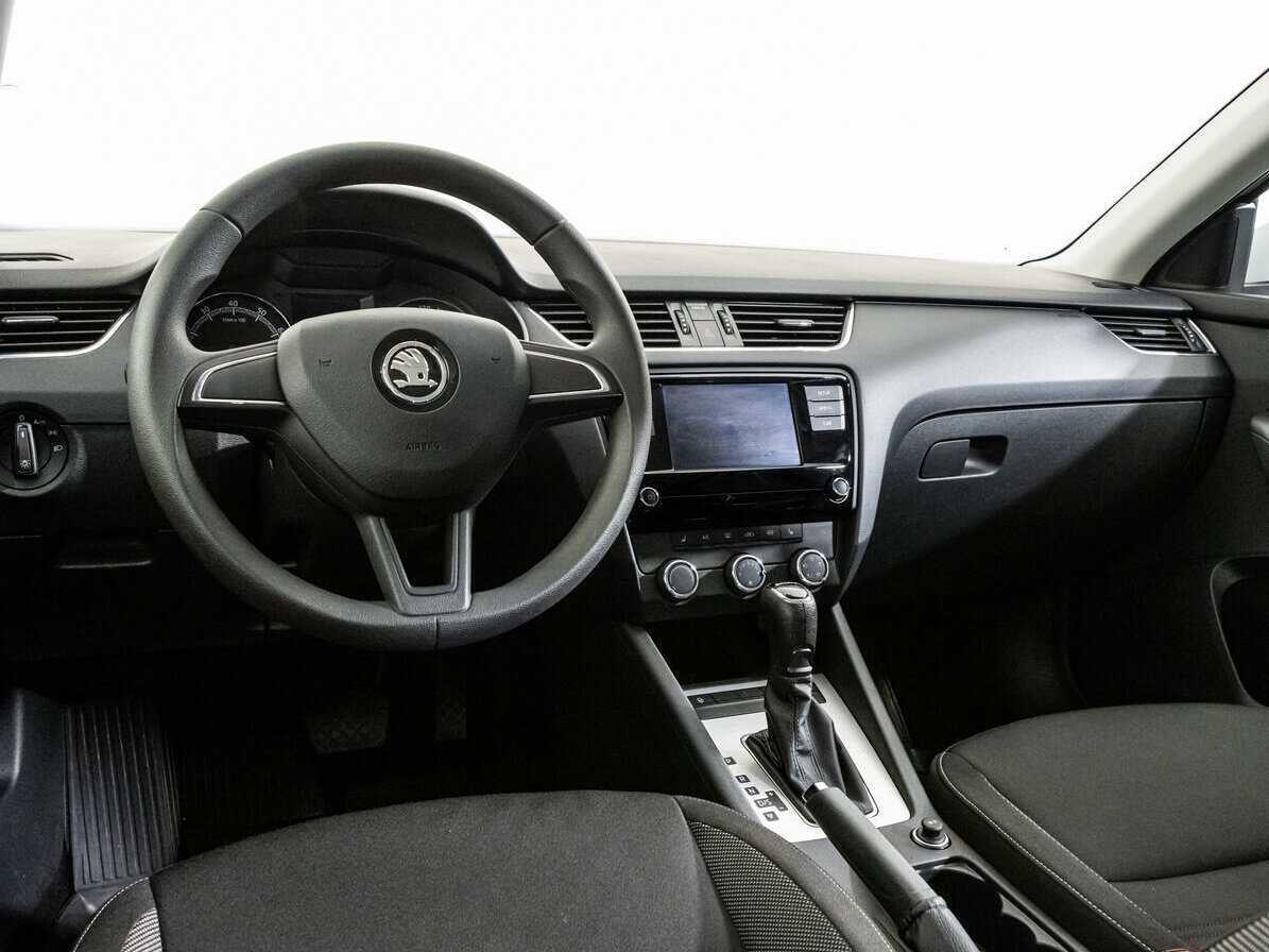 Skoda Octavia 2018 года с пробегом. Фото: #10