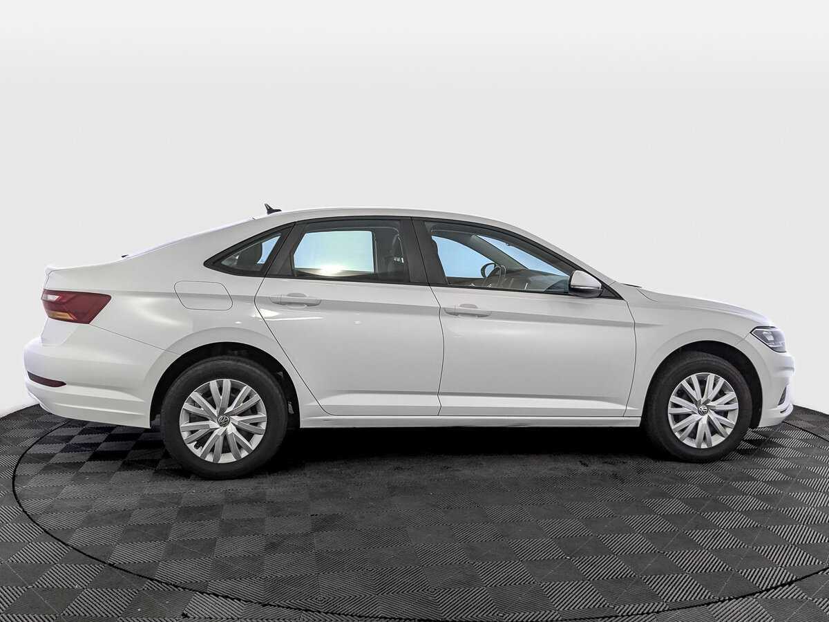 Volkswagen Jetta 2020 года с пробегом. Фото: #3