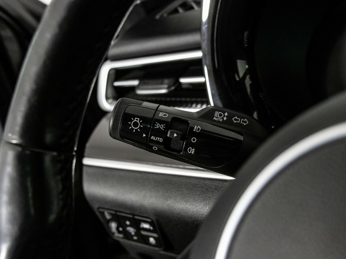 Kia K5 2020 года с пробегом. Фото: #12