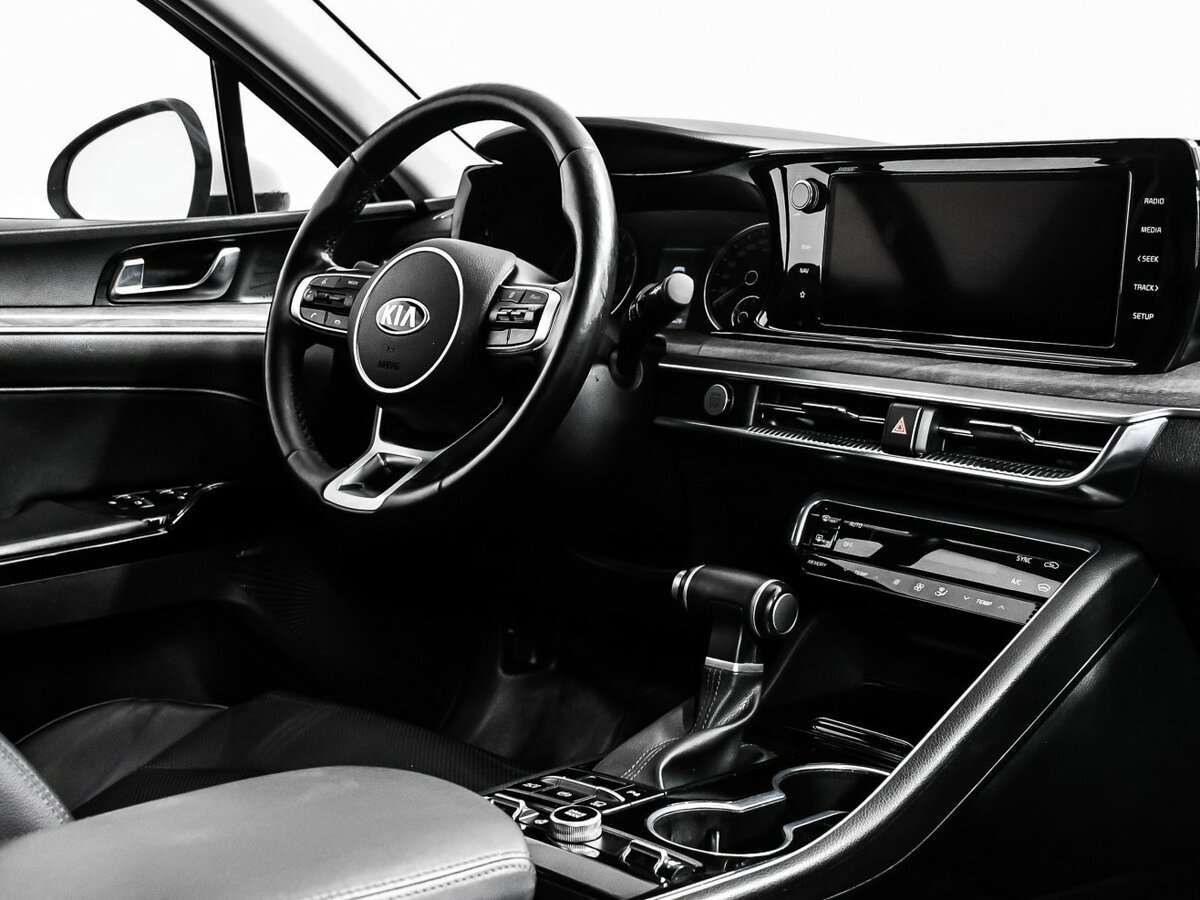 Kia K5 2020 года с пробегом. Фото: #8