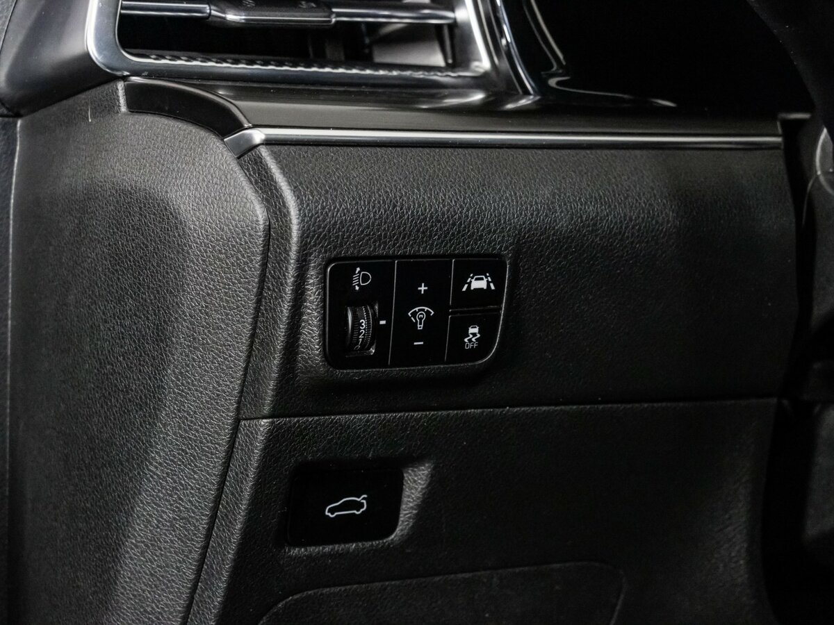 Kia K5 2020 года с пробегом. Фото: #17