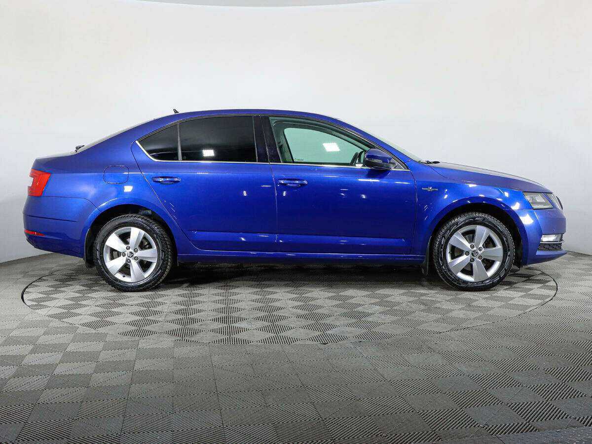 Skoda Octavia 2020 года с пробегом. Фото: #3