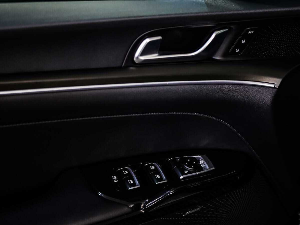 Kia K5 2021 года с пробегом. Фото: #20