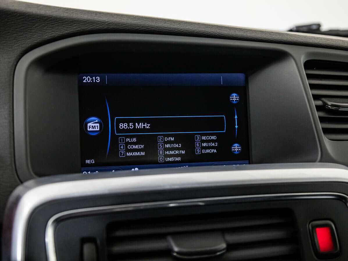 Volvo V60 2012 года с пробегом. Фото: #13