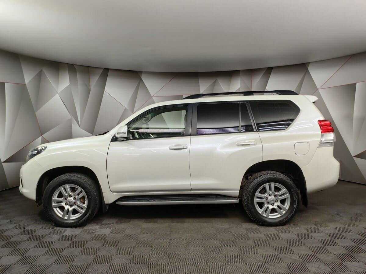 Toyota Land Cruiser Prado 2012 года с пробегом. Фото: #4