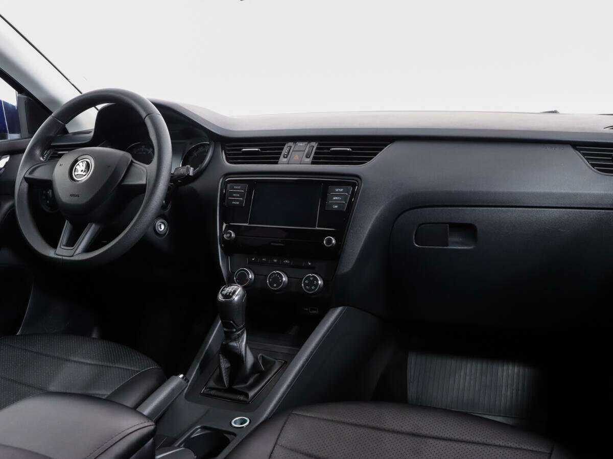 Skoda Octavia 2018 года с пробегом. Фото: #6