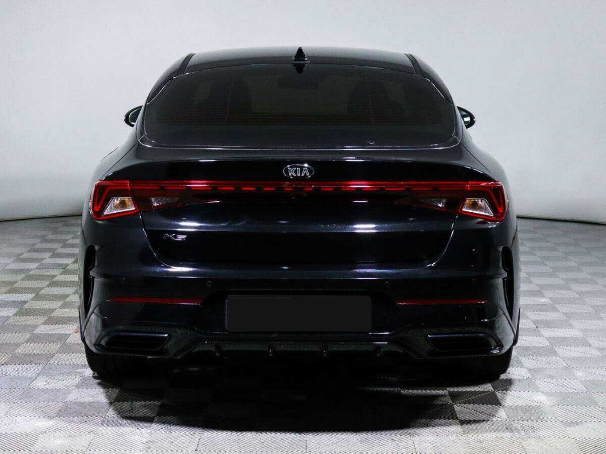 Kia K5 2021 года с пробегом. Фото: #4