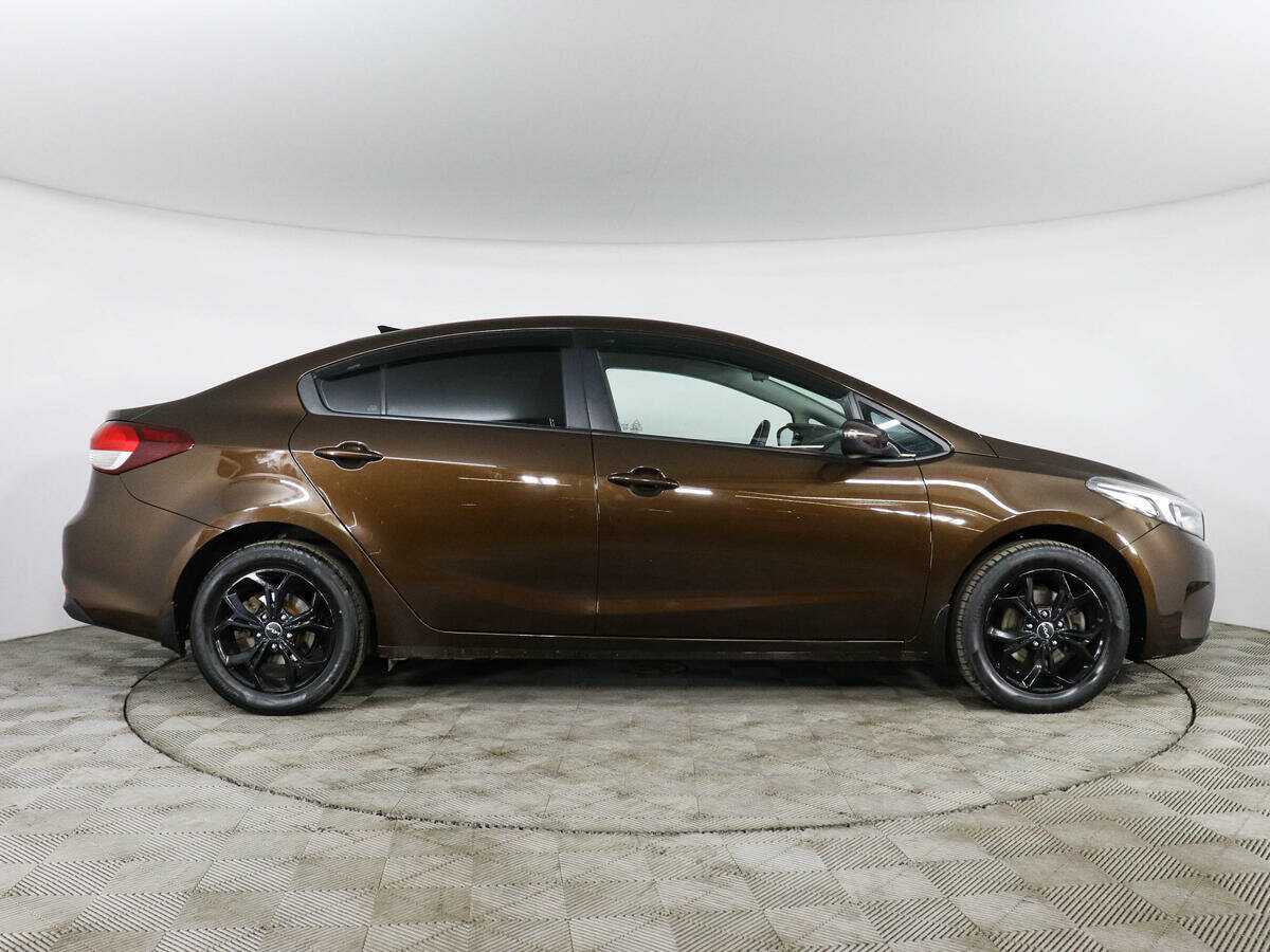 Kia Cerato 2017 года с пробегом. Фото: #3