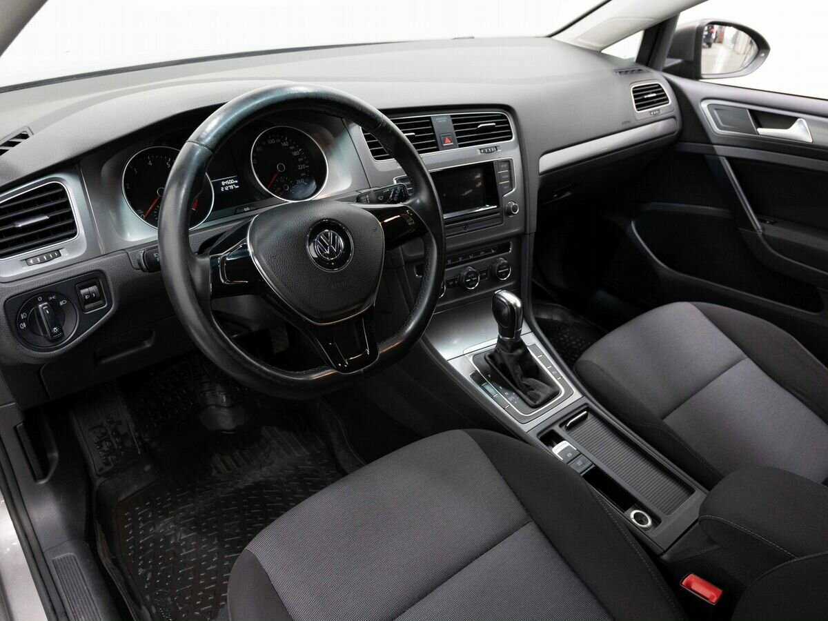 Volkswagen Golf 2013 года с пробегом. Фото: #8
