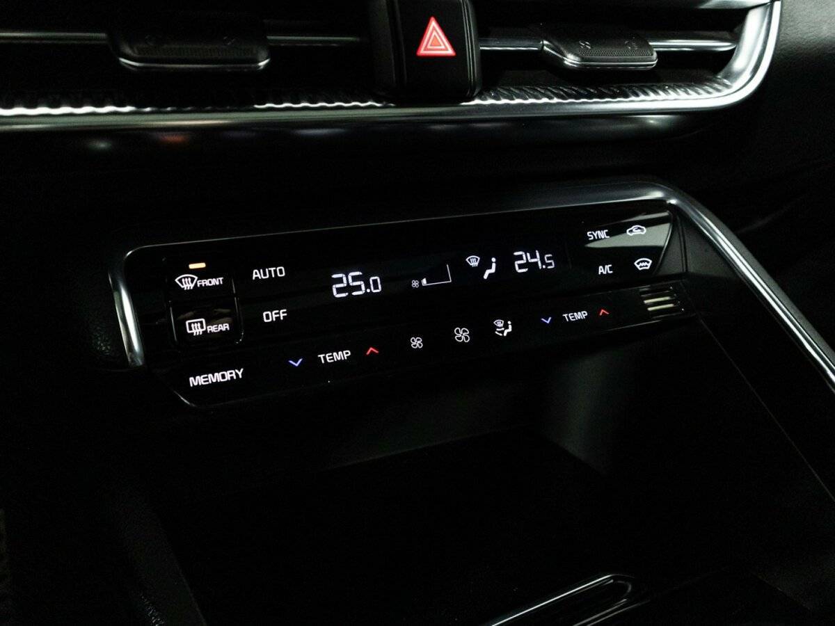 Kia K5 2020 года с пробегом. Фото: #20