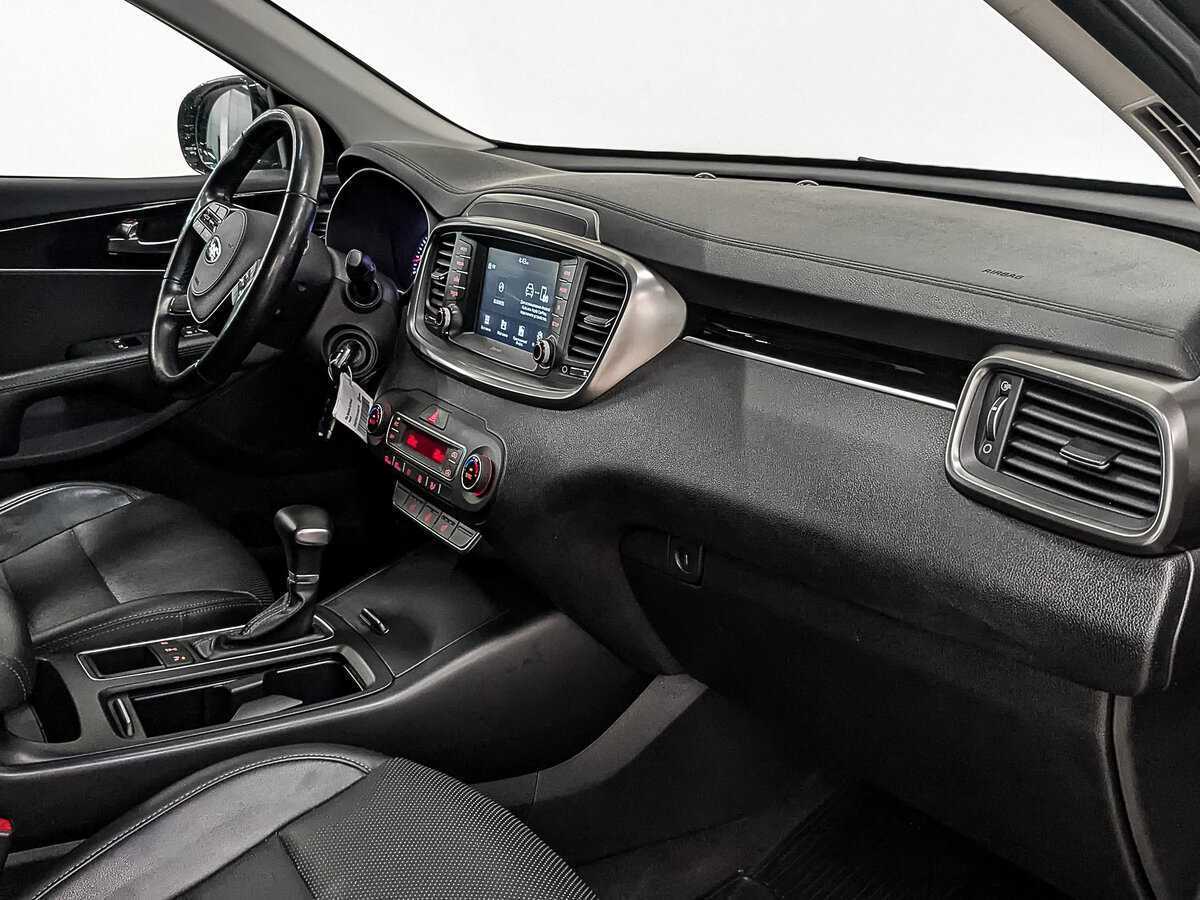 Kia Sorento 2018 года с пробегом. Фото: #12