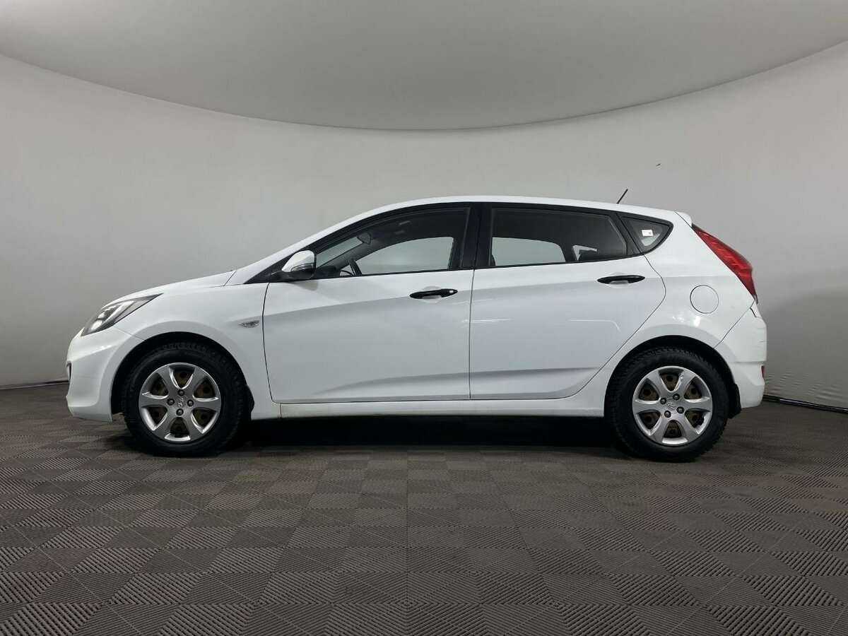 Hyundai Solaris 2012 года с пробегом. Фото: #4