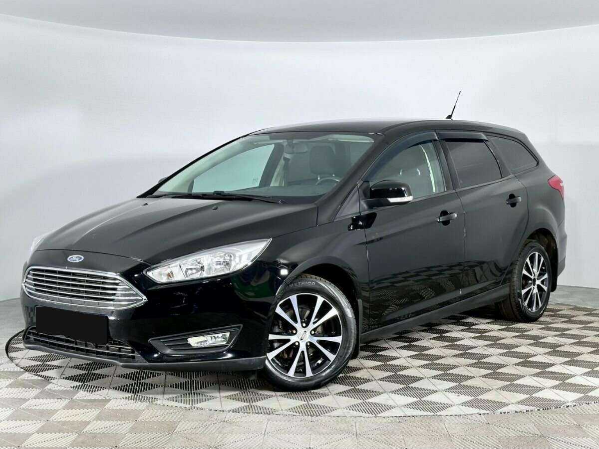 Ford Focus 2017 года с пробегом. Посмотреть фото