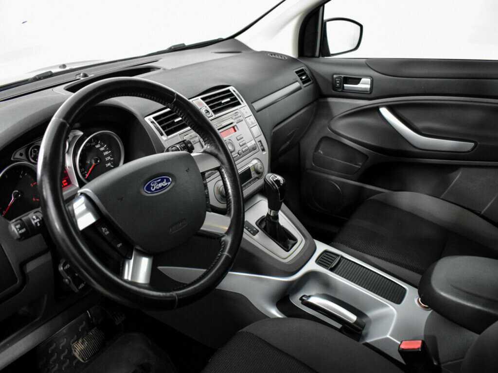 Ford Kuga 2012 года с пробегом. Фото: #8
