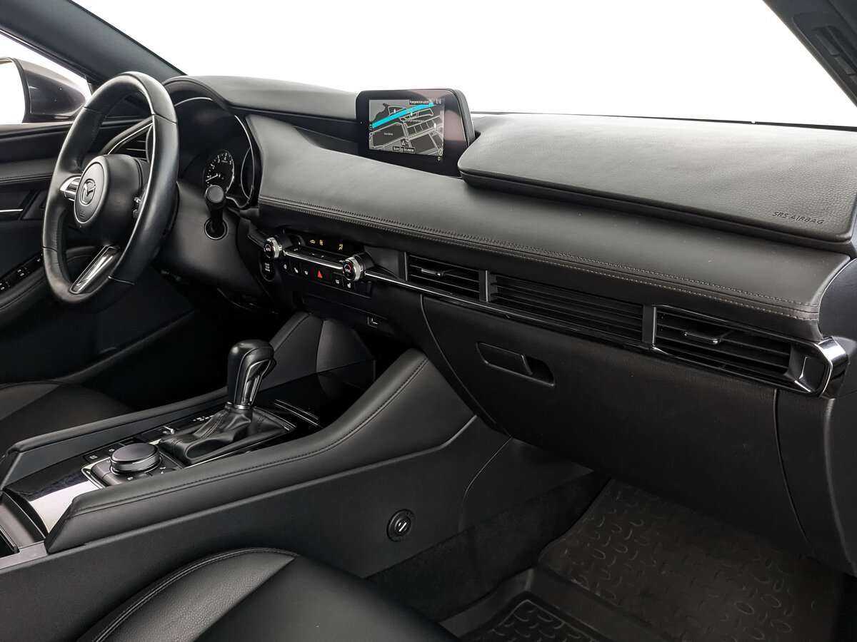 Mazda 3 2019 года с пробегом. Фото: #8