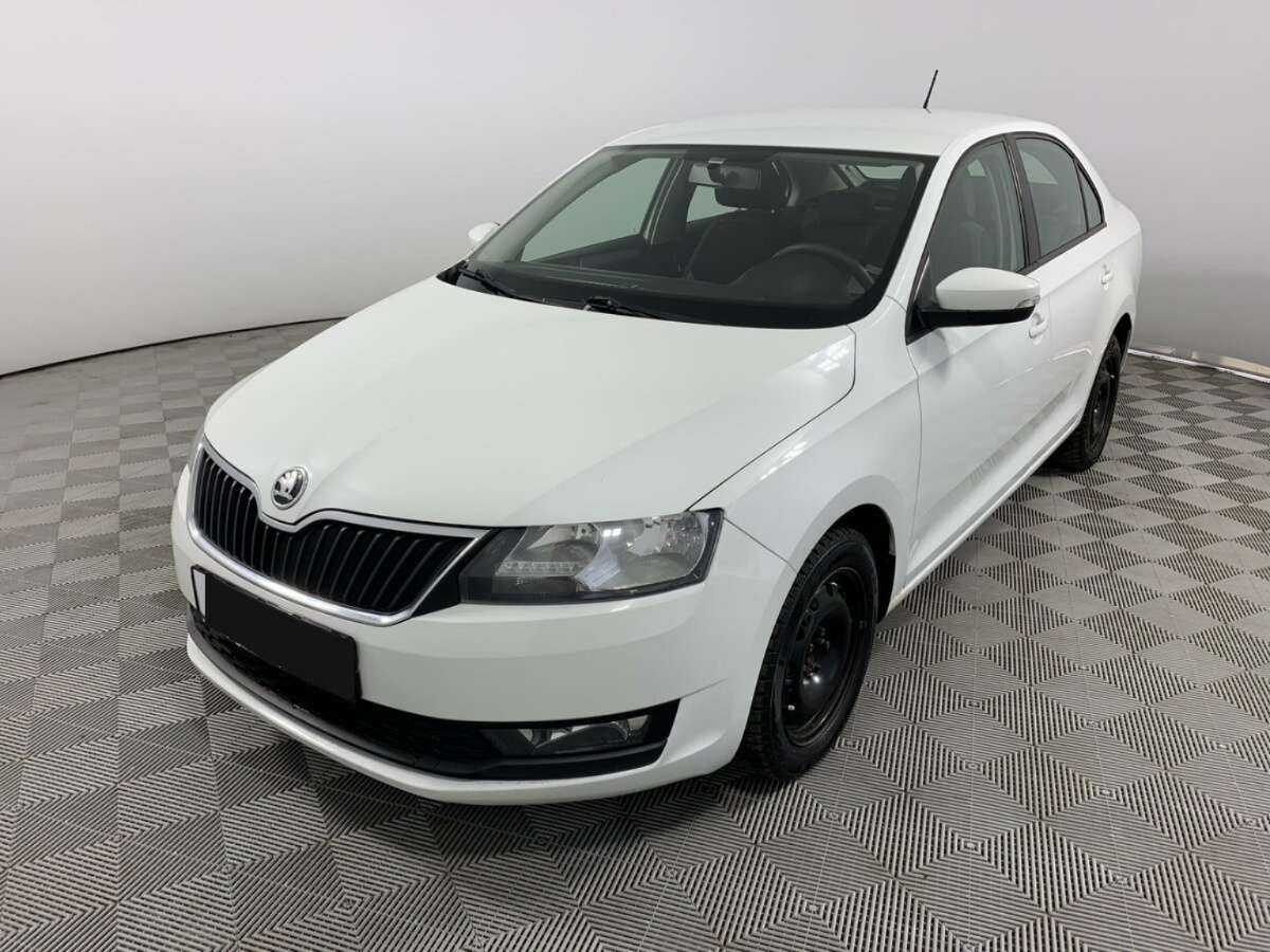 Skoda Rapid 2019 года с пробегом. Посмотреть фото