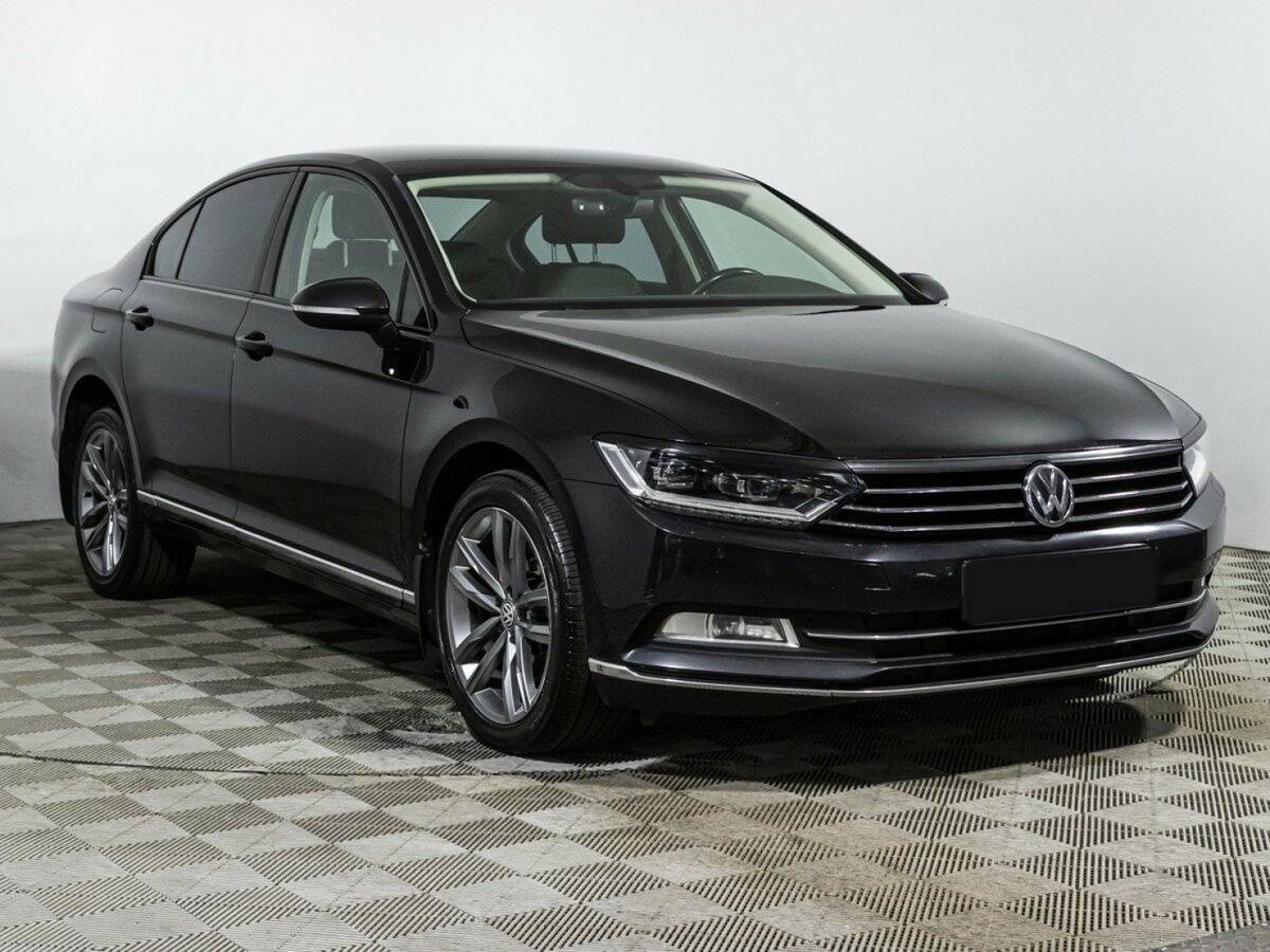 Volkswagen Passat 2016 года с пробегом. Фото: #2