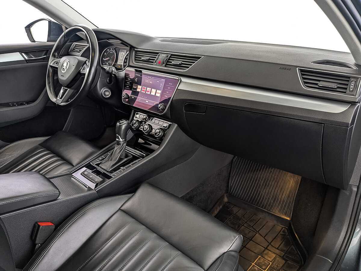 Skoda Superb 2018 года с пробегом. Фото: #10