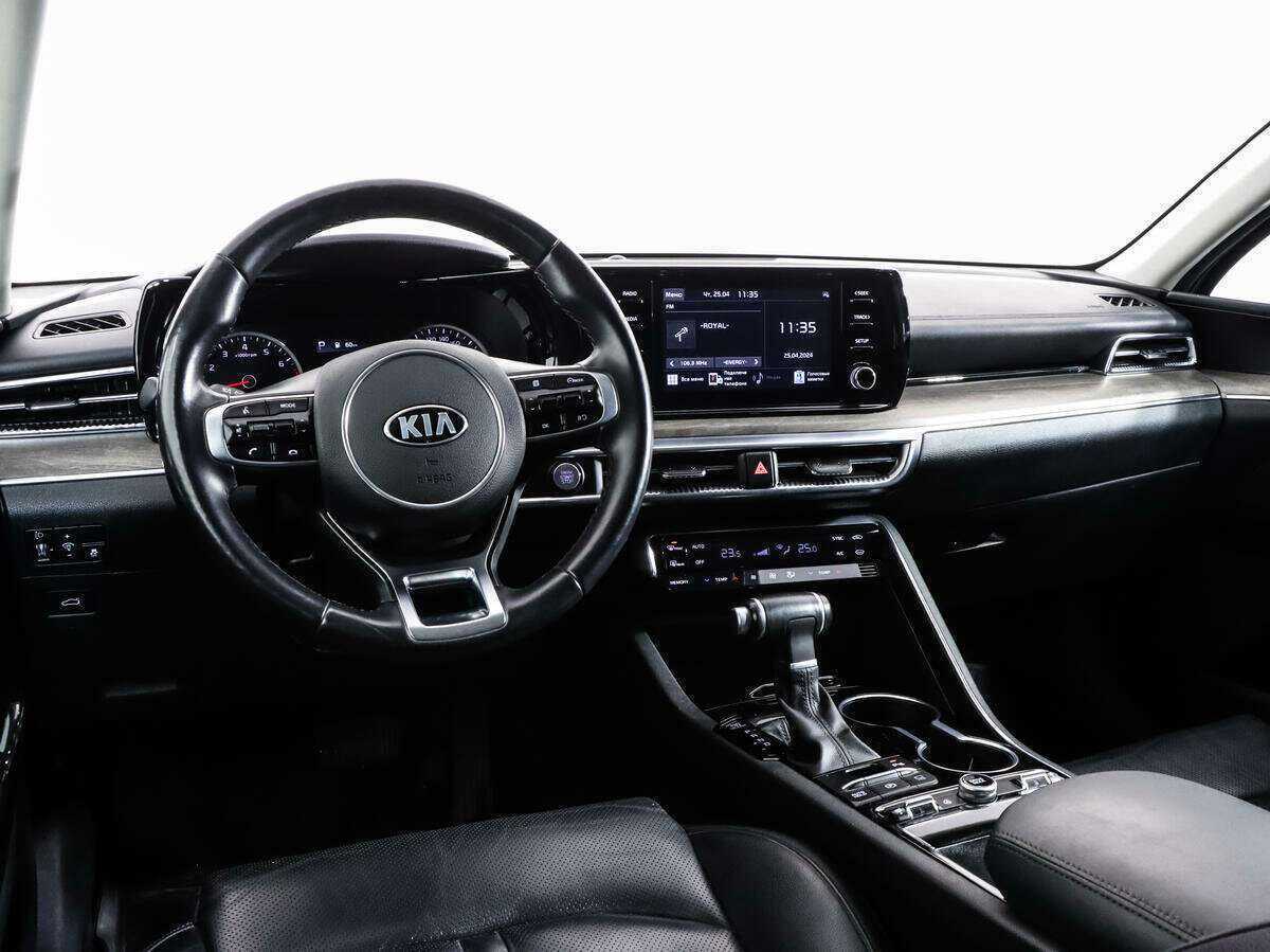 Kia K5 2021 года с пробегом. Фото: #9