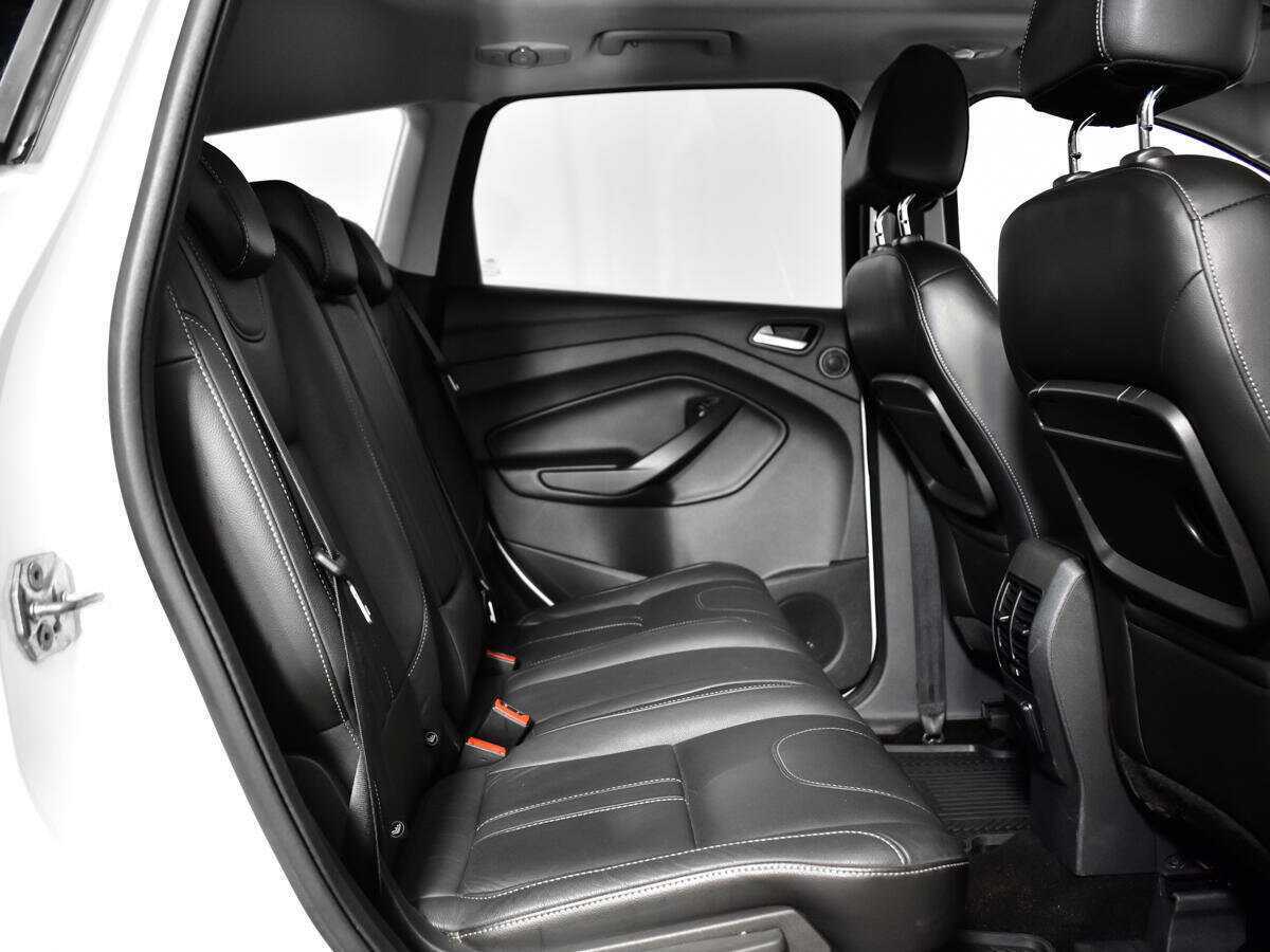 Ford Kuga 2014 года с пробегом. Фото: #9