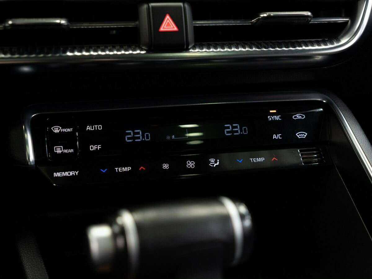 Kia K5 2021 года с пробегом. Фото: #12