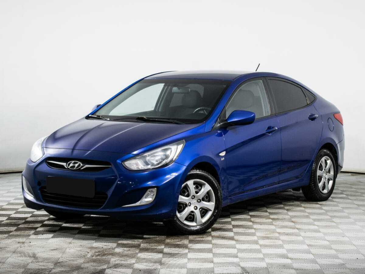 Hyundai Solaris 2012 года с пробегом. Посмотреть фото