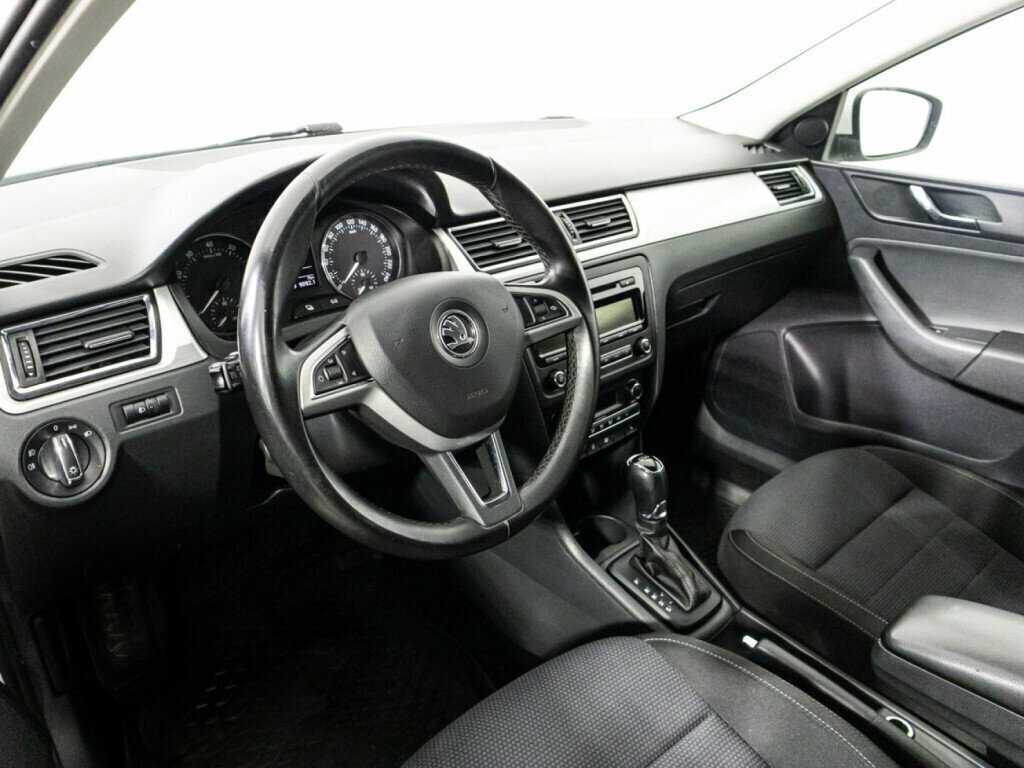 Skoda Rapid 2015 года с пробегом. Фото: #10