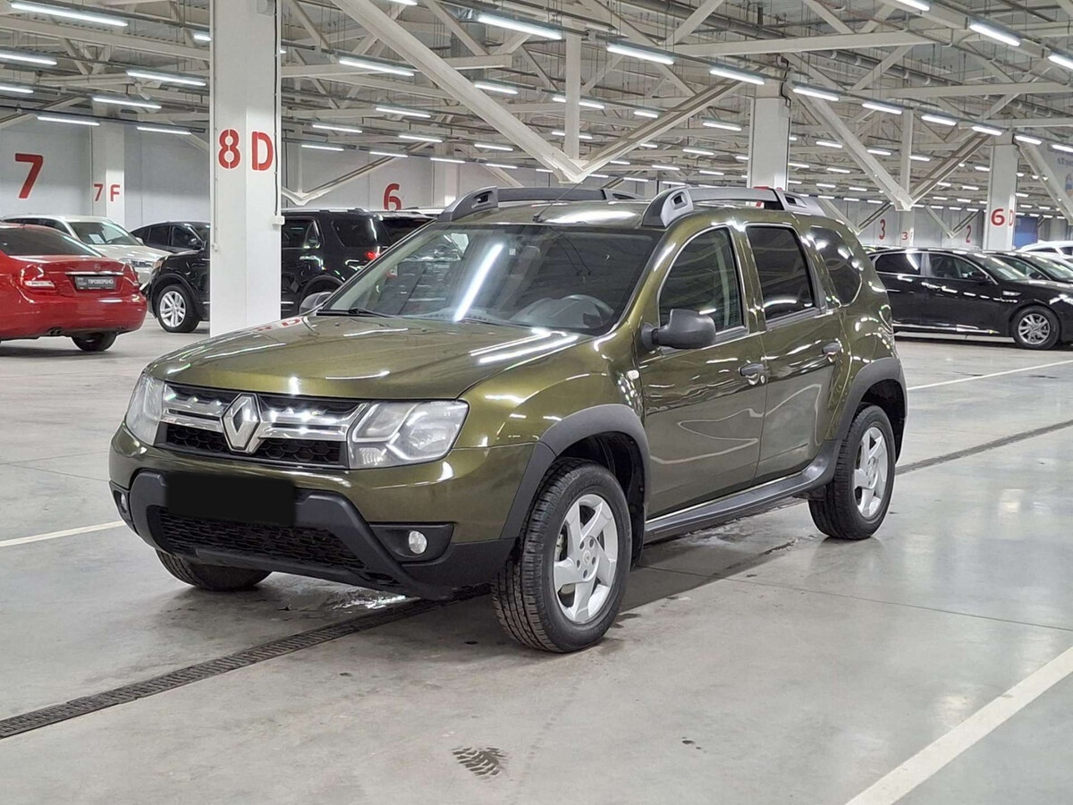 Renault Duster 2015 года с пробегом. Посмотреть фото