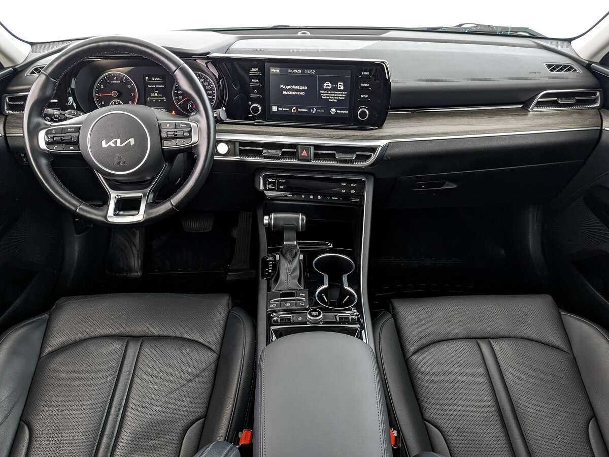 Kia K5 2021 года с пробегом. Фото: #11
