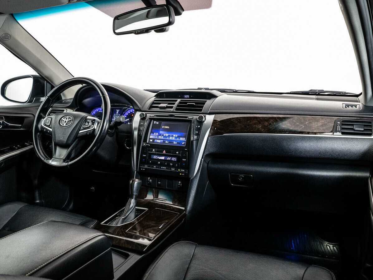 Toyota Camry 2016 года с пробегом. Фото: #6
