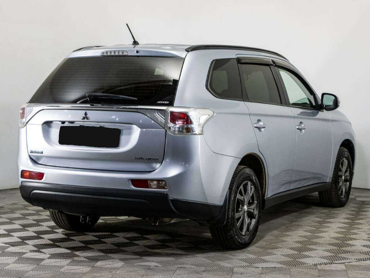 Mitsubishi Outlander 2012 года с пробегом. Фото: #3