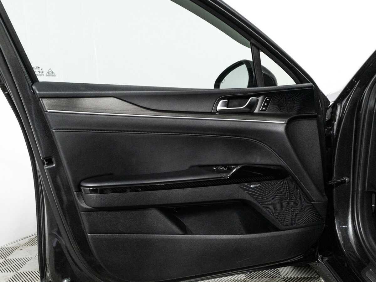 Kia K5 2021 года с пробегом. Фото: #24