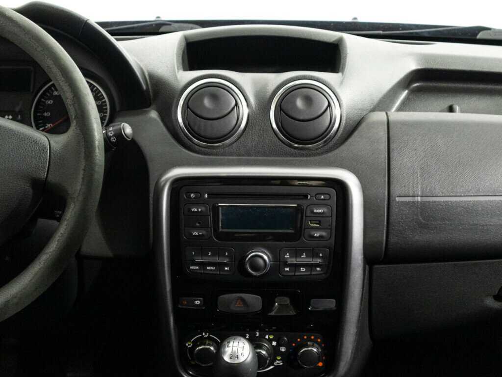 Renault Duster 2013 года с пробегом. Фото: #13