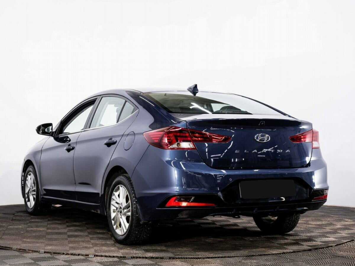 Hyundai Elantra 2020 года с пробегом. Фото: #3
